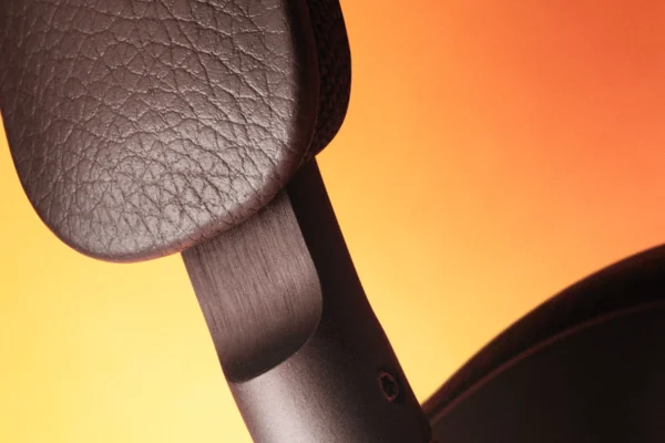 Beautifully Robust Beautifully Robust