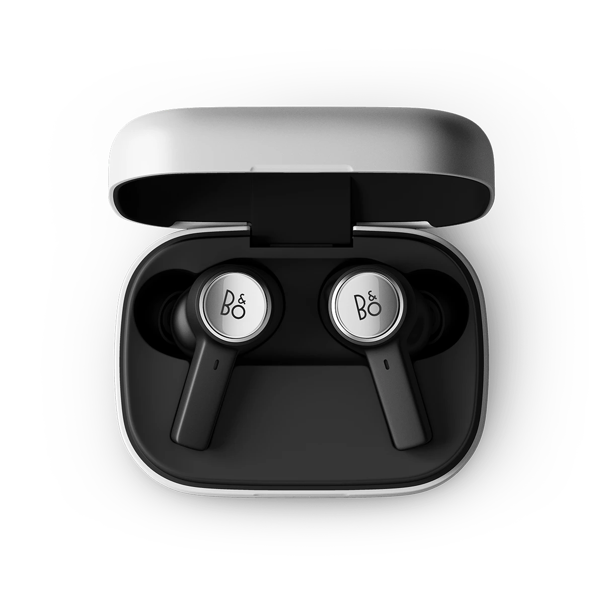 Packshot-Beoplay-Eleven-Natural-Aluminium-Case-earbuds-Front-s1200x1200px.